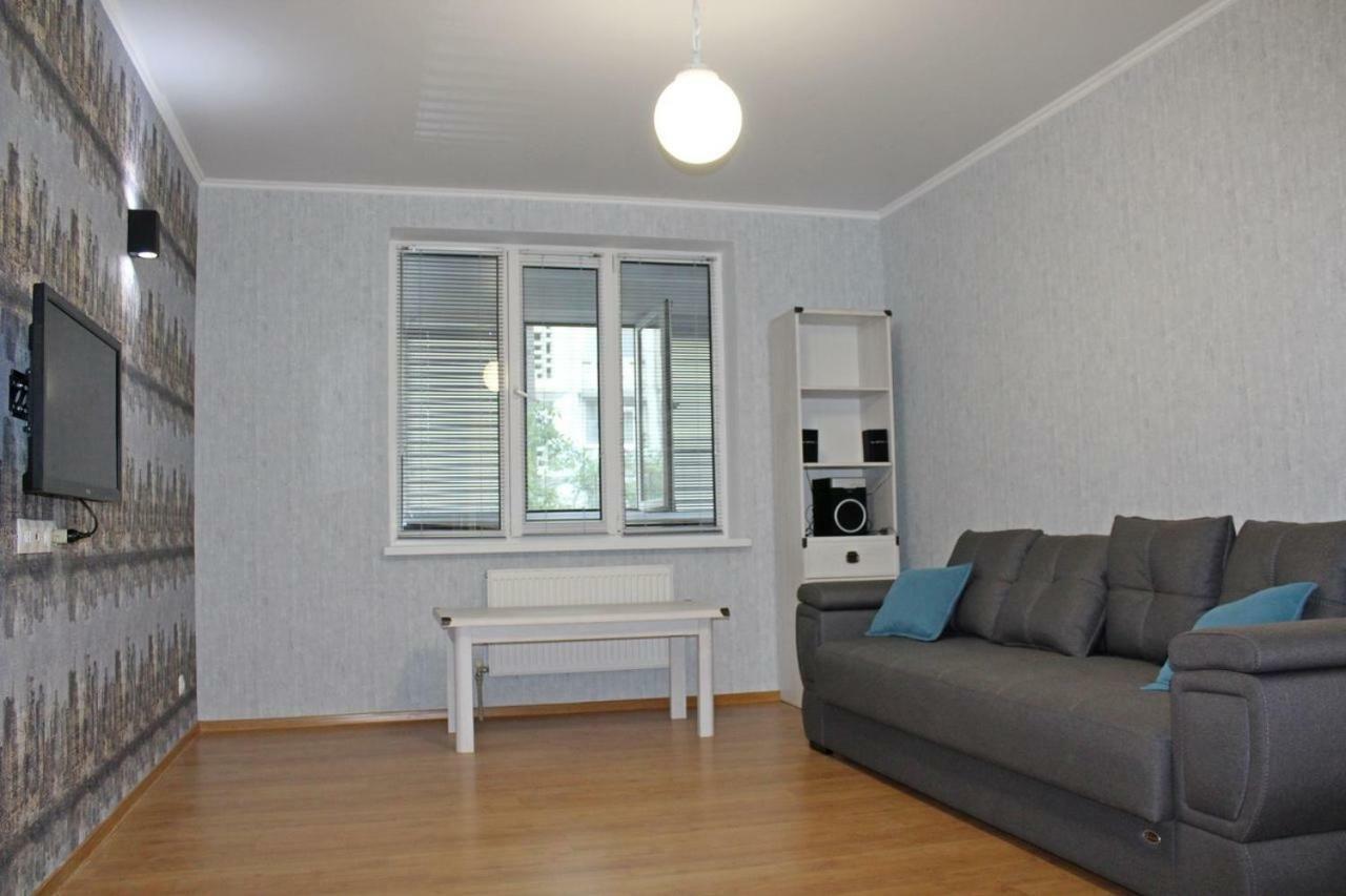 Large 2-Bedroom Apartament In The Center Kišiněv Exteriér fotografie